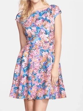 Betsey Johnson Floral Laser Cut Fit & Flare Dress Size 12 Garden Party Romantic